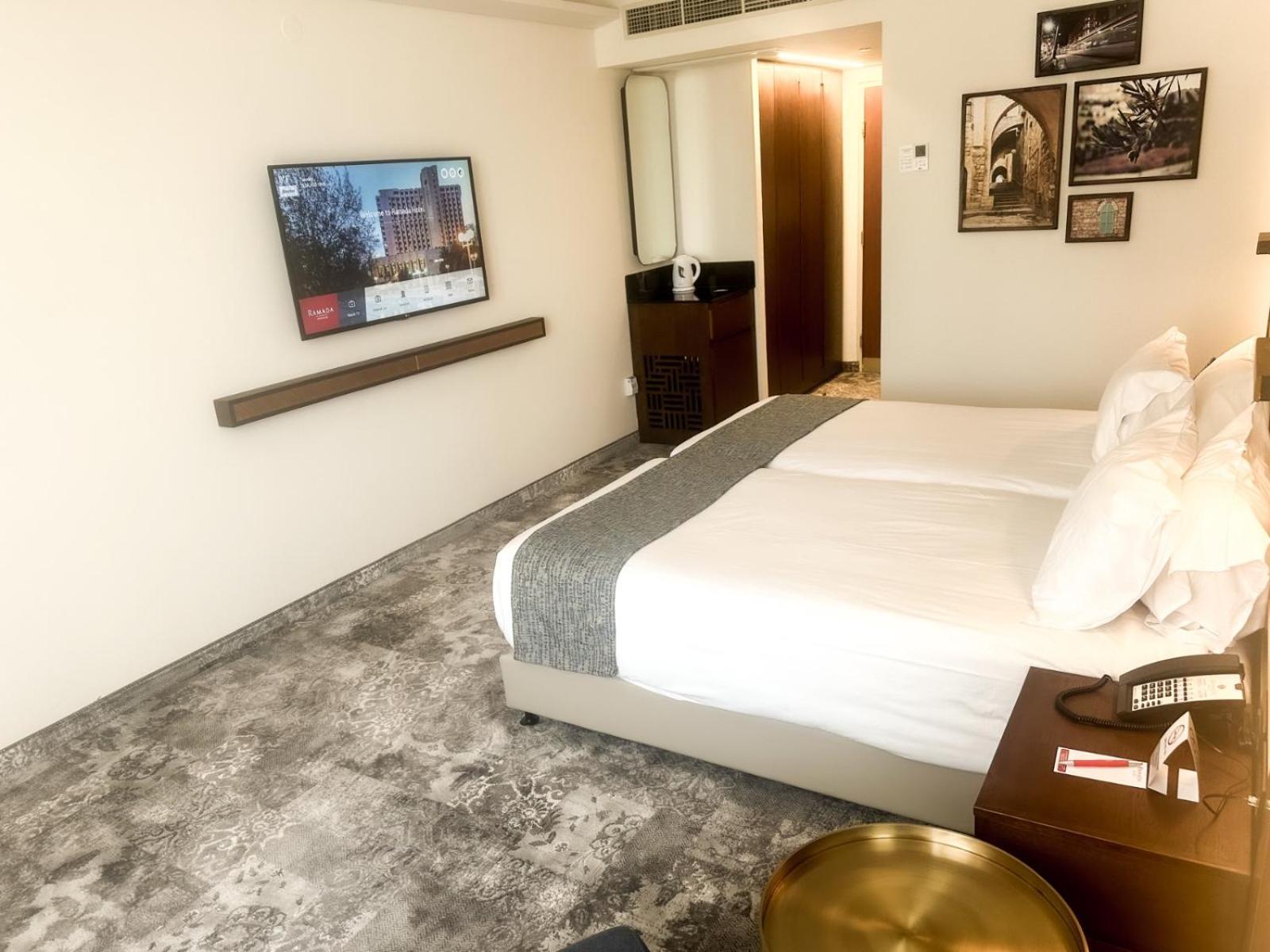 Ramada Jerusalem Hotel Экстерьер фото